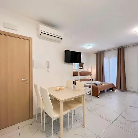 Flat A Stones Throw From The Centre Of Bibione