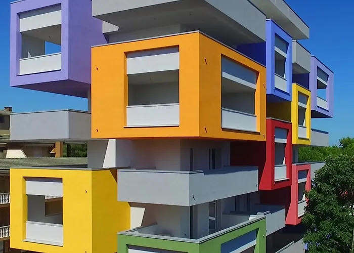 Flat A Stones Throw From The Centre Of 比比翁